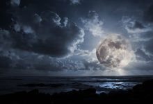 月夜海景云影图8K壁纸 免费下载-木豆壁纸网